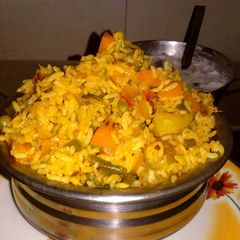 A picture of Vegetable biryani.