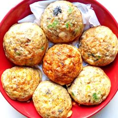 A picture of Egg & fish masa.