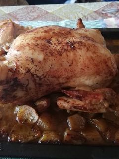Una foto de Pollo asado de mamá 🐔