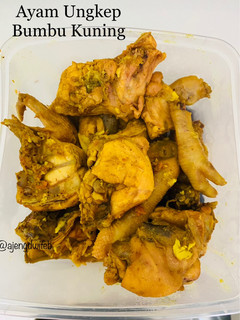 Foto resep Ayam Ungkep Bumbu Kuning
