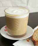 Café con leche con muuuucha espumita ☕🍶