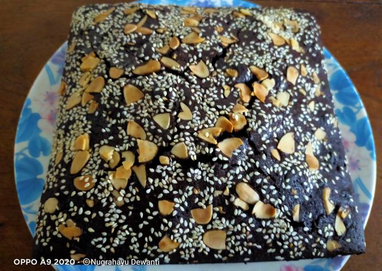 Resep Sesame Almond Brownies Anti Gagal