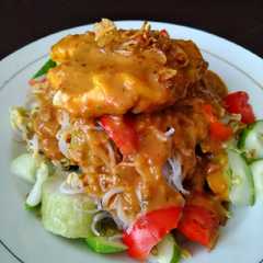 รูปของ Tahu telor (hulor) khas Surabaya