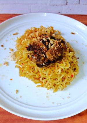 Foto resep 125. Indomie spicy aglio olio with mushroom