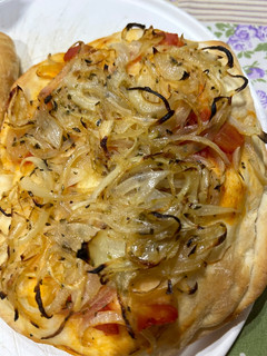 Una foto de Pizza casera (bonus track Fugazzeta rellena)