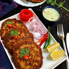 Chicken Chapli Kebab A picture of Chicken Chapli Kebab.