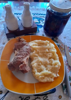 O poză a rețetei Cartofii pireu cu carne de văcuță.
