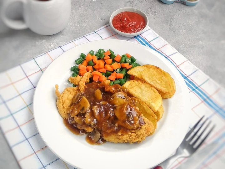 Cara Mudah Menyiapkan Resep Crispy chicken steak with mushroom sauce yang Lezat Anti Ribet, Menggugah Selera