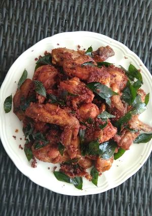 Foto resep Ayam goreng Aceh (daun kari)
