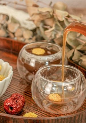 【魚腥草菊花茶】魚腥草也能泡茶喝！自然回甘，日常保養的養生茶飲 的食譜成品照片