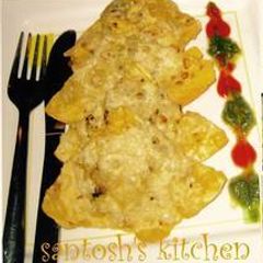 A picture of Papad samosa.