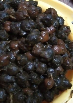 A picture of Masala black Chickpeas.