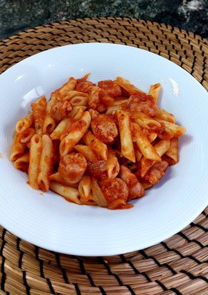 Una foto de Macarrones con longanizas