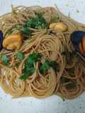 🍝 Espaguetis con mejillones y tomate 🐚