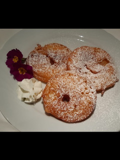 Foto di Frittelle di mele pastellate