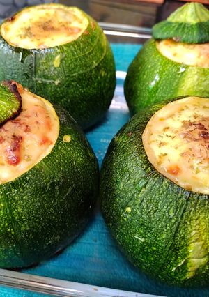 Una foto de Zapallitos rellenos carne-quinoa
