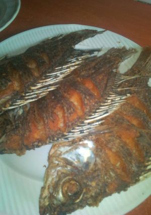A picture of Fried fish.
