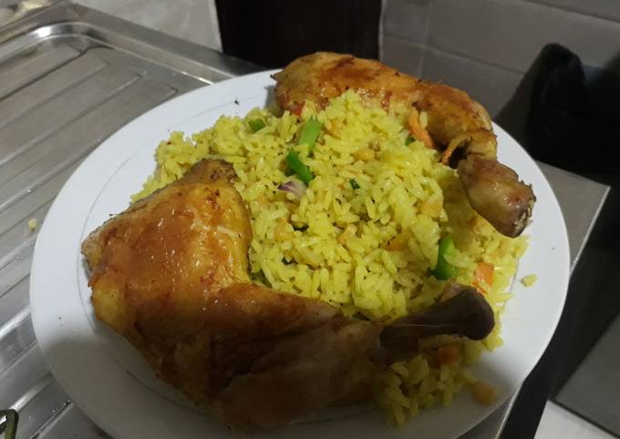 Fried rice with grilled chicken