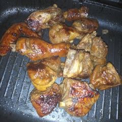 A picture of Pan fried chicken.