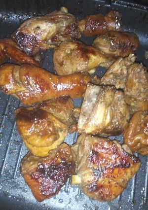 A picture of Pan fried chicken.