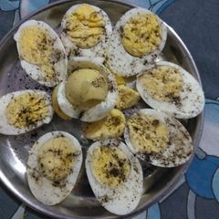 A picture of Chatpata egg boil.