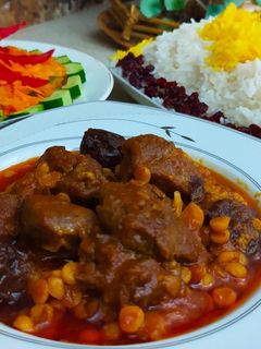 عکسی از دستور پلو و خورشت قیمه با آلو
