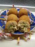Arancine di Carnevale con brocoletti bio pancetta e besciamella