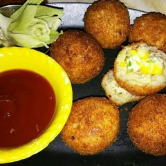 A picture of Cheese corn ball.