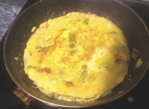 Foto principal de Tortilla de ajos porros