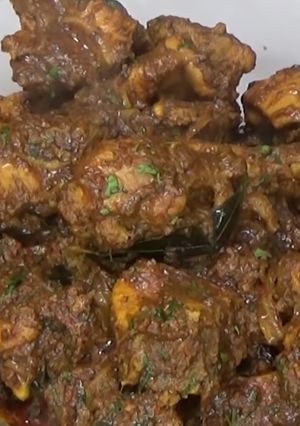 A picture of Telangana chicken.