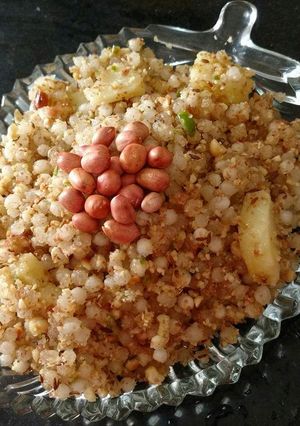 A picture of Sabudana khichadi.