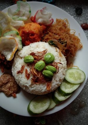 Foto resep Nasi uduk komplit