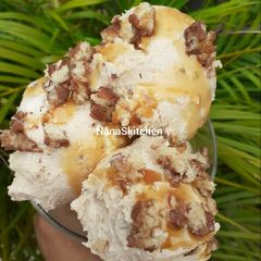 A picture of Chocolate caramel ice cream.