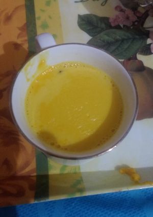 A picture of Haldi wala milk.