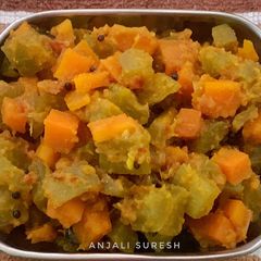 A picture of Snakegourd and Carrot Sabji South Indian style.