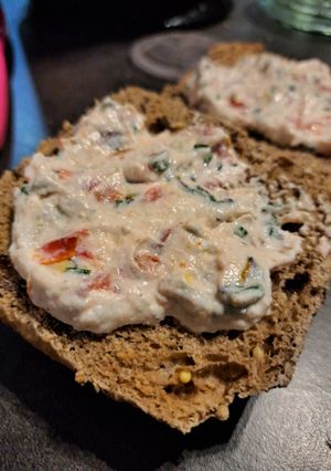 Une photo de Toast ricotta pistache