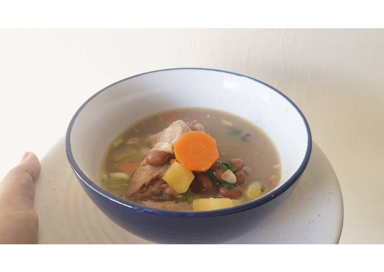 Bumbu mengolah Sop Kacang Merah (Ayam) Lezat