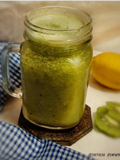 Foto resep Jus Hijau Sang Pendetoks II (Minuman Sehat)