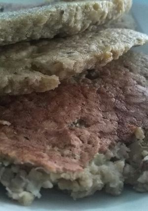 Una foto de Tortilla de banana y avena, bien energética !