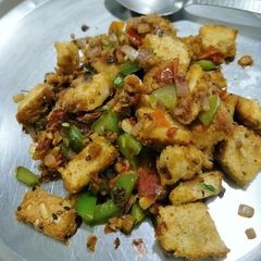 A picture of Chilli veg bread.