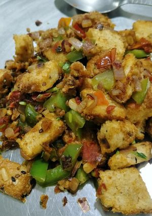 A picture of Chilli veg bread.