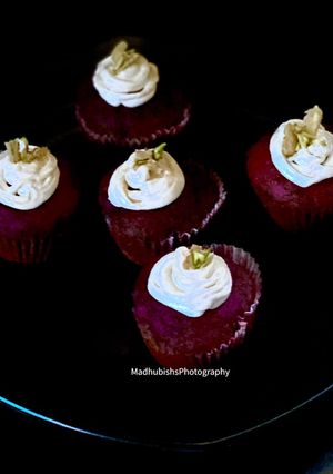 A picture of Beetroot Muffin.