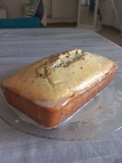 Una foto de Budín de limón 🍋 vegano