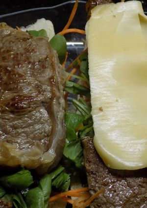 Una foto de Sándwich recargo de bife