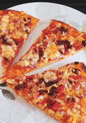 Magyaros házi pizza, ahogy a férjem szereti recept fotója