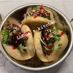 Steamed Chicken Bao Buns: A picture of Steamed Chicken Bao Buns:.
