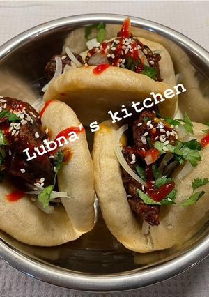 A picture of Steamed Chicken Bao Buns:.