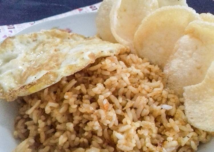 Resep Nasi goreng kari simple yang Bisa Manjain Lidah