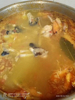 Una foto de Fumet de peix "caldo de pescado"