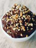 Mousse al cioccolato e avocado